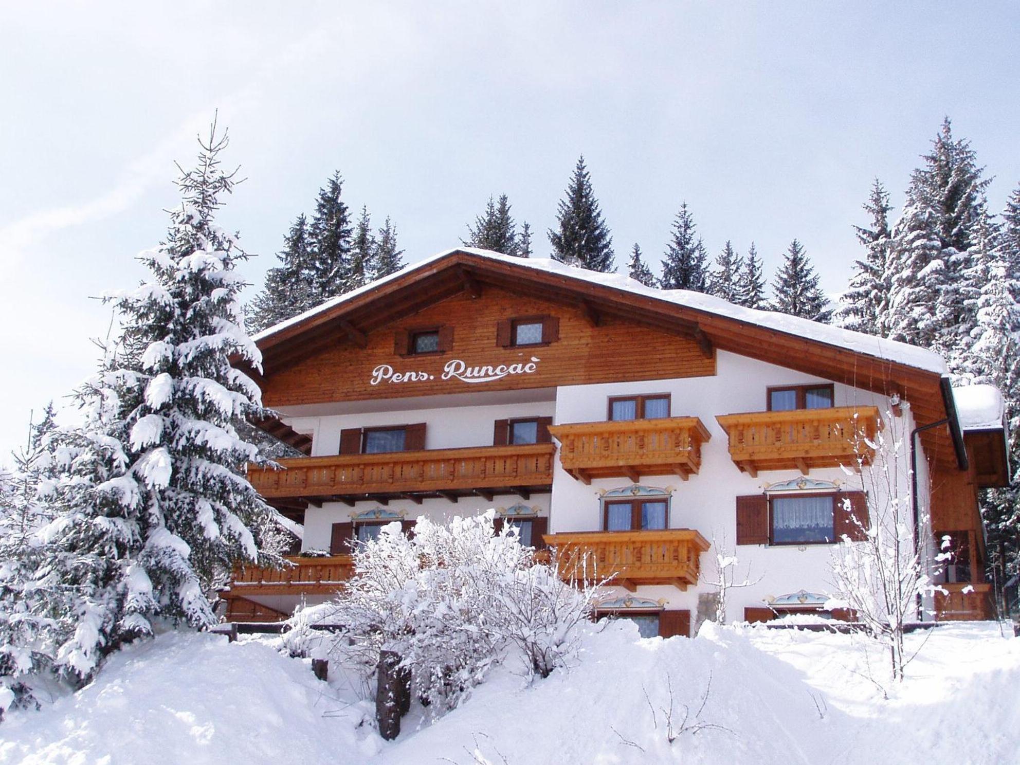 Runcac Hotel Badia  Exterior foto